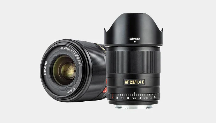 Lente Viltrox 23mm f/1.4 para Sony ZV-E10, ideal para vlogs e retratos