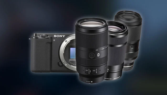 Sony ZV-E10 com lente teleobjetiva capturando ação de futebol em estadio, ideal para fotografia de esportes